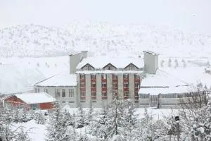 West Davraz Hotel