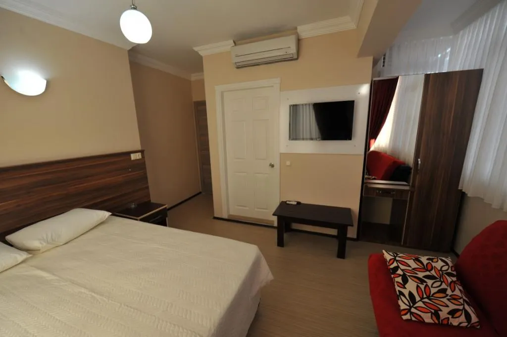 Standart Oda Kanepeli 2 Kişilik (303,403)