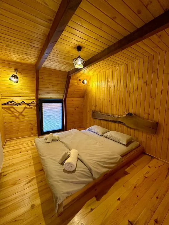 Üçgen Bungalow,Havuz veya Bahçe Manzaralı,Özel Havuzlu