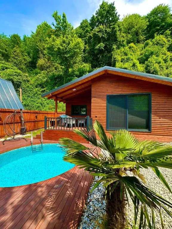 Bungalow,Havuz veya Bahçe Manzaralı,Özel Havuzlu