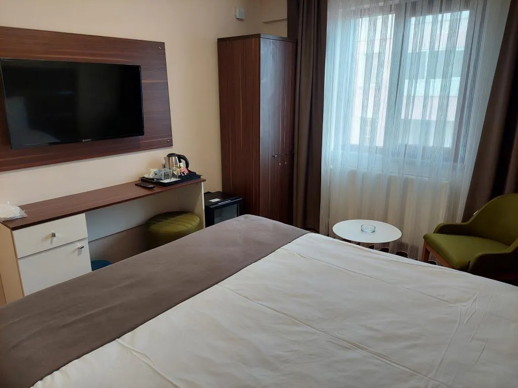 Standart Oda,Şehir Manzaralı