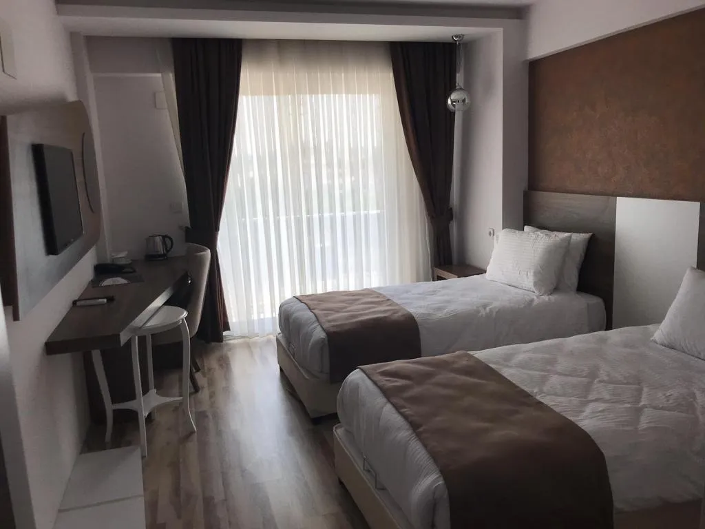 Twin,Bahçe Manzaralı,Balkonlu