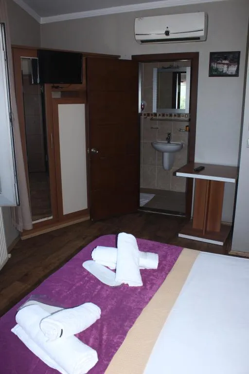 Deluxe Çift Kişilik Oda,Deniz ve Dağ Manzaralı,Klimalı