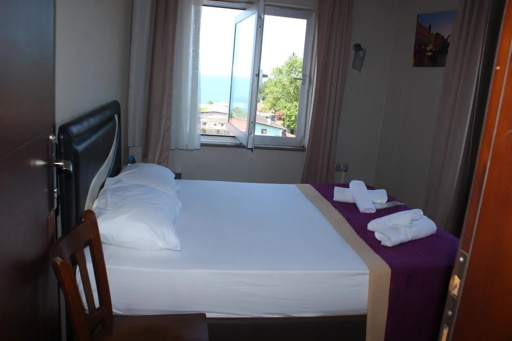 Deluxe Çift Kişilik Oda,Deniz ve Dağ Manzaralı,Klimalı