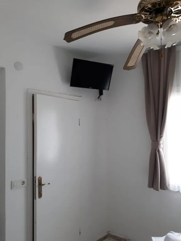 Ekonomik Oda,Sokak Manzaralı