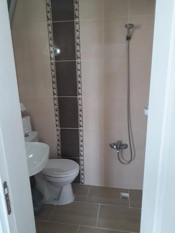 Üç Kişilik Oda,Balkonlu