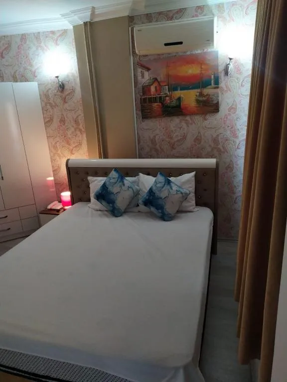 2 KİŞİLİK DENİZ MANZARALI BALKONLU