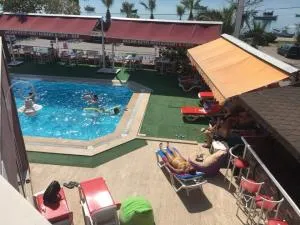 Senar Naz Otel