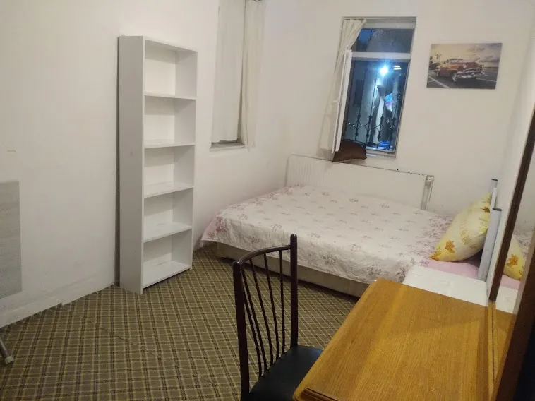 üst daire iki odalı