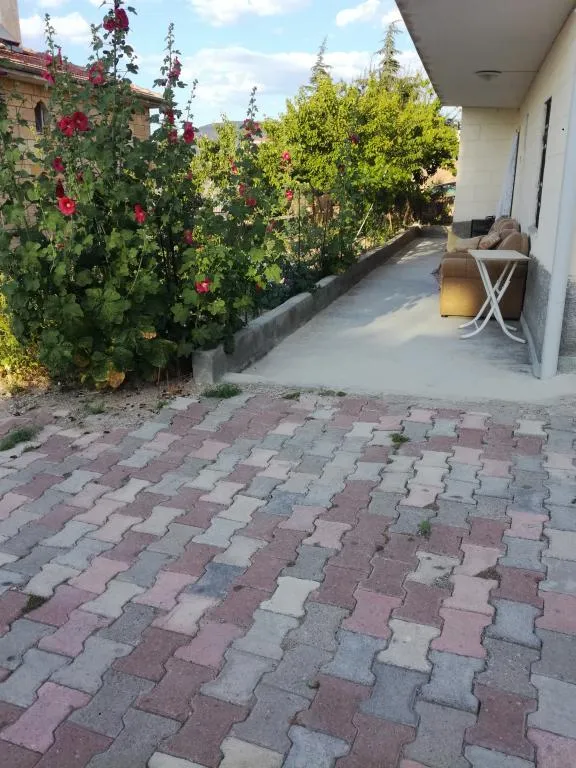 Alt giriş üç odalı