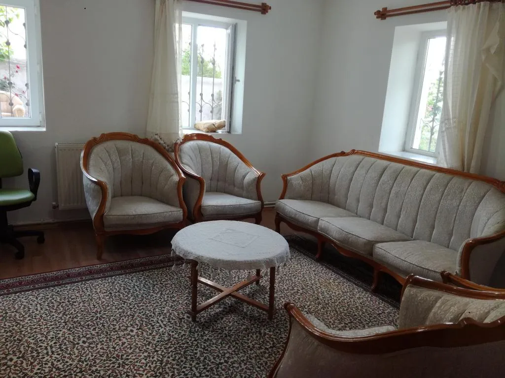 Alt giriş üç odalı