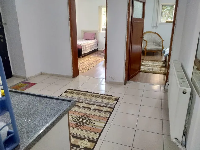 Alt giriş üç odalı