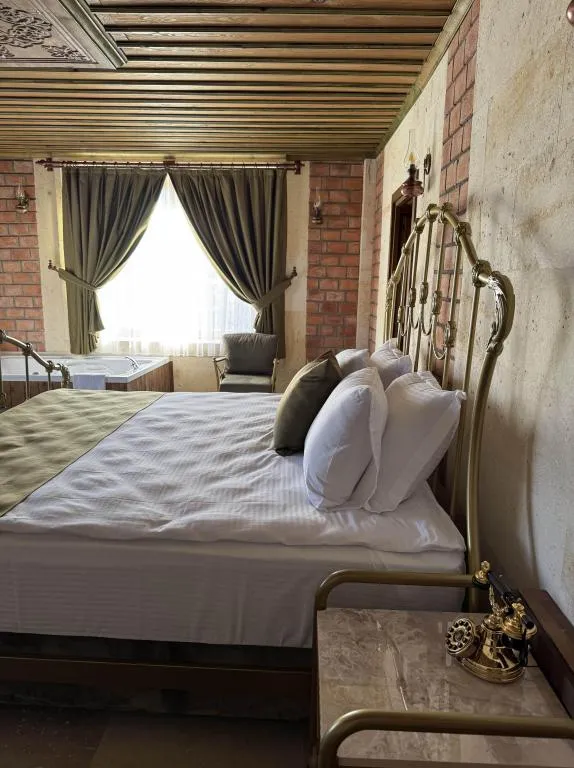 Suite,Bahçe Manzaralı,Jakuzili