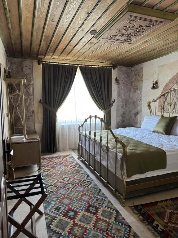 Comfort Oda,Bahçe Manzaralı,Büyük Yataklı