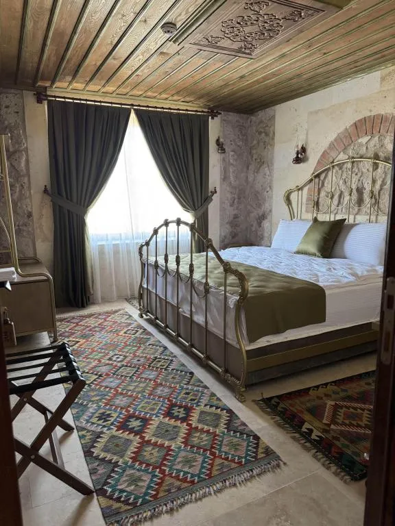 Comfort Oda,Bahçe Manzaralı,Büyük Yataklı