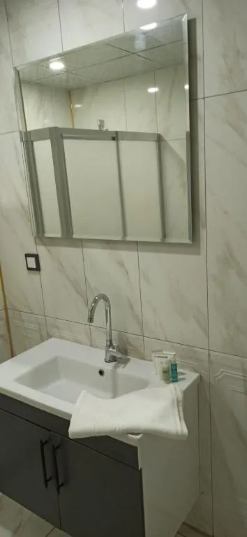 Apart 1+1 Oda,Bahçe Manzaralı