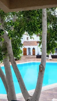 Flora Hotel Bodrum