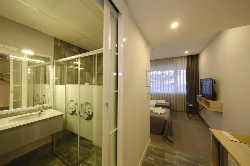 Standart Oda,Şehir Manzaralı