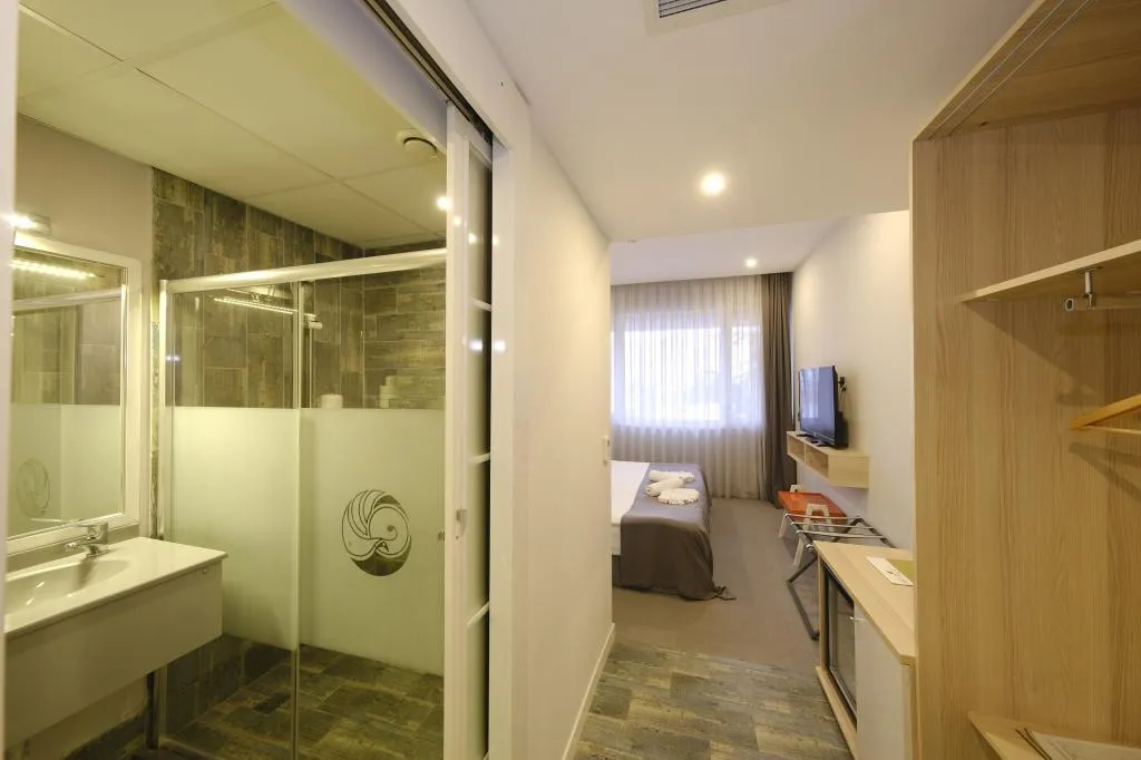 Standart Oda,Şehir Manzaralı