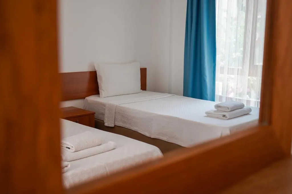 Deluxe Oda-Balkonlu,Kısmi Deniz Manzaralı,Balkonlu