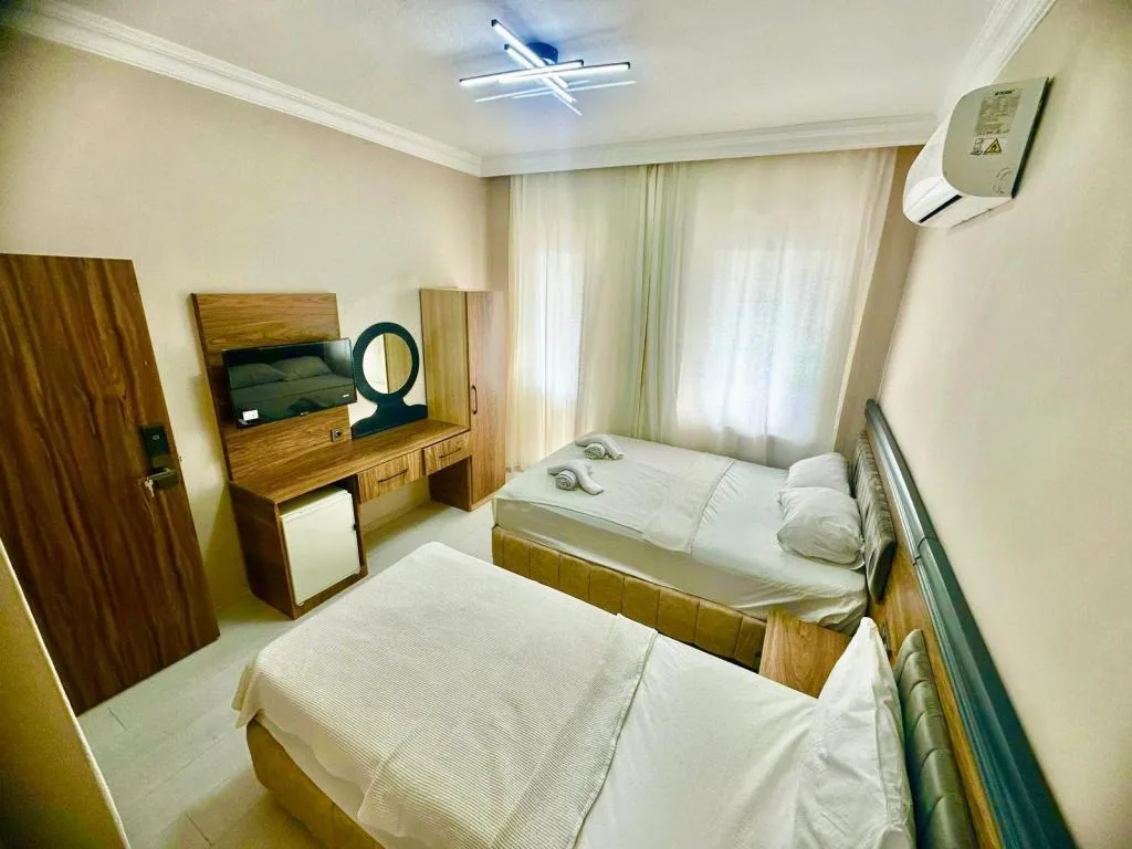 Twin,Havuz Manzaralı,Balkonlu
