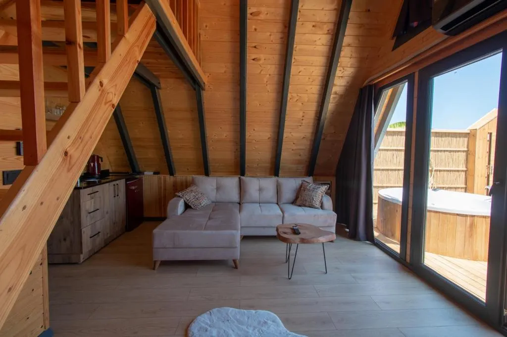 Premium Bungalow,Havuz ve Bahçe Manzaralı,Isıtmalı Özel Havuzlu