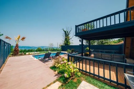 Panorama,Göl Manzaralı,Özel Havuzlu
