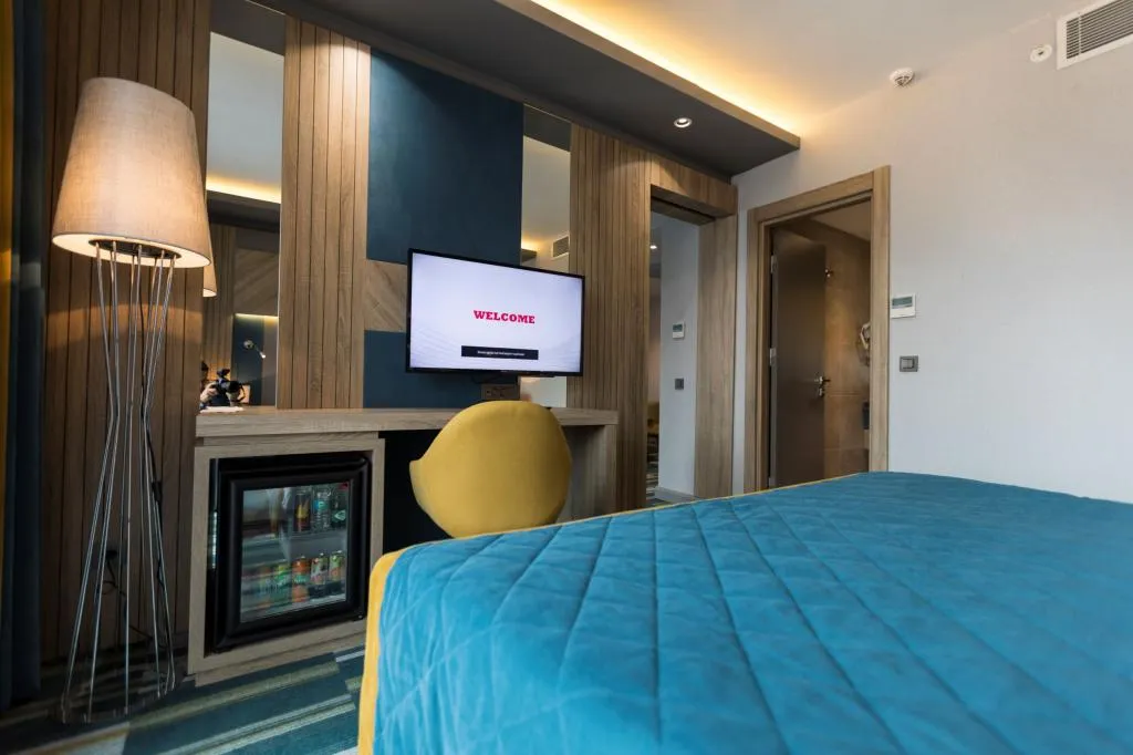 Standart Oda,Sokak Manzaralı