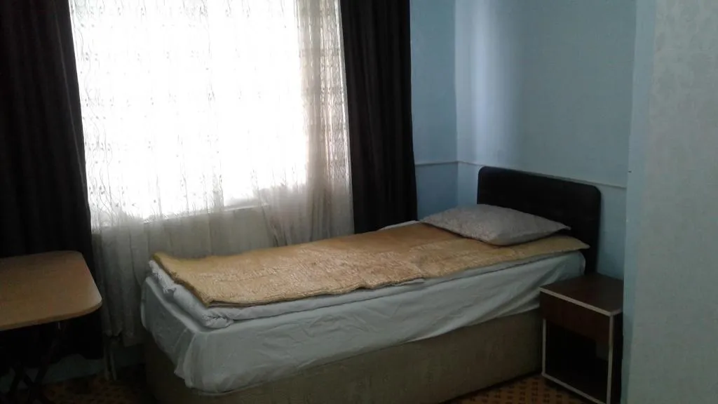 Tek Kişilik,Şehir Manzaralı
