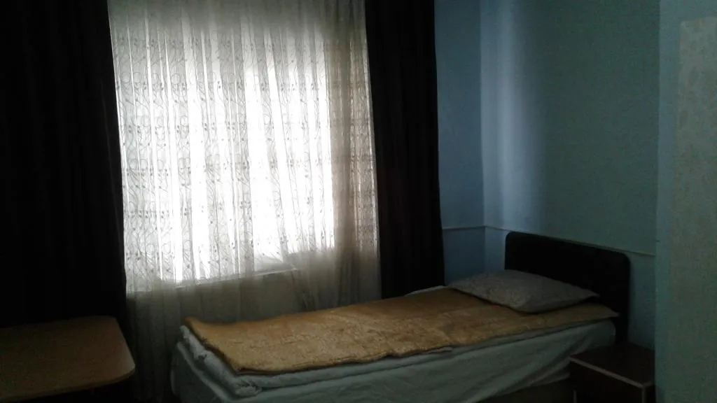 Tek Kişilik,Şehir Manzaralı