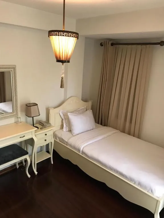 Tek Kişilik,Şehir Manzaralı
