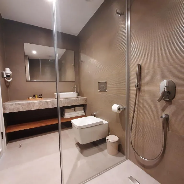 Köşe Oda,Şehir Manzaralı,Fransız Balkonlu