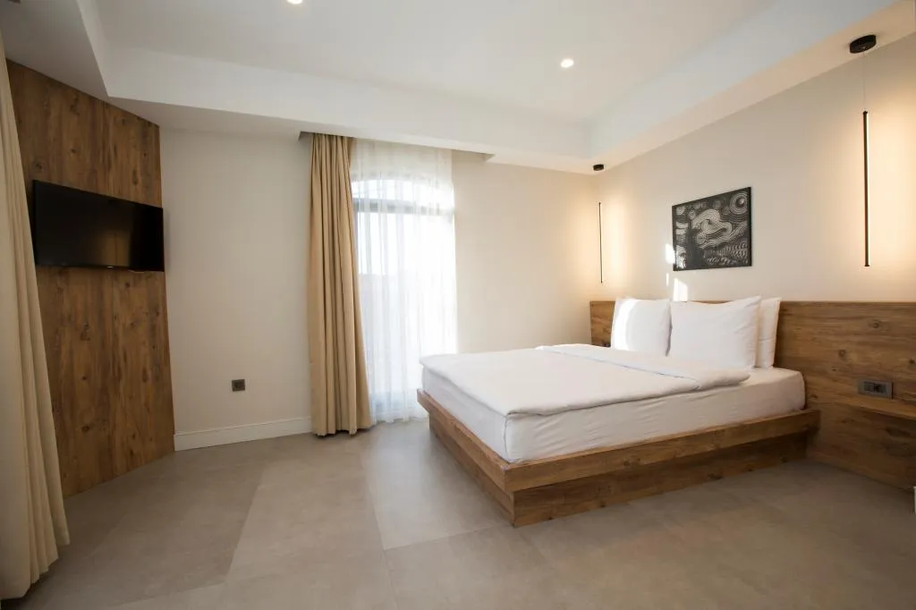 Köşe Oda,Şehir Manzaralı,Fransız Balkonlu