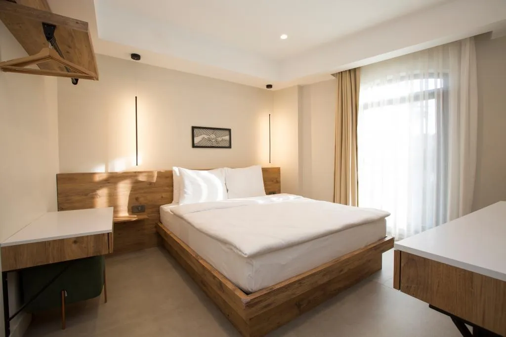 Standart Oda,Şehir Manzaralı,Fransız Balkonlu