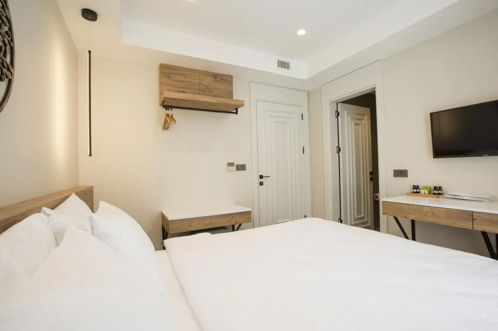 Basic Room,Şehir Manzaralı,Fransız Balkonlu