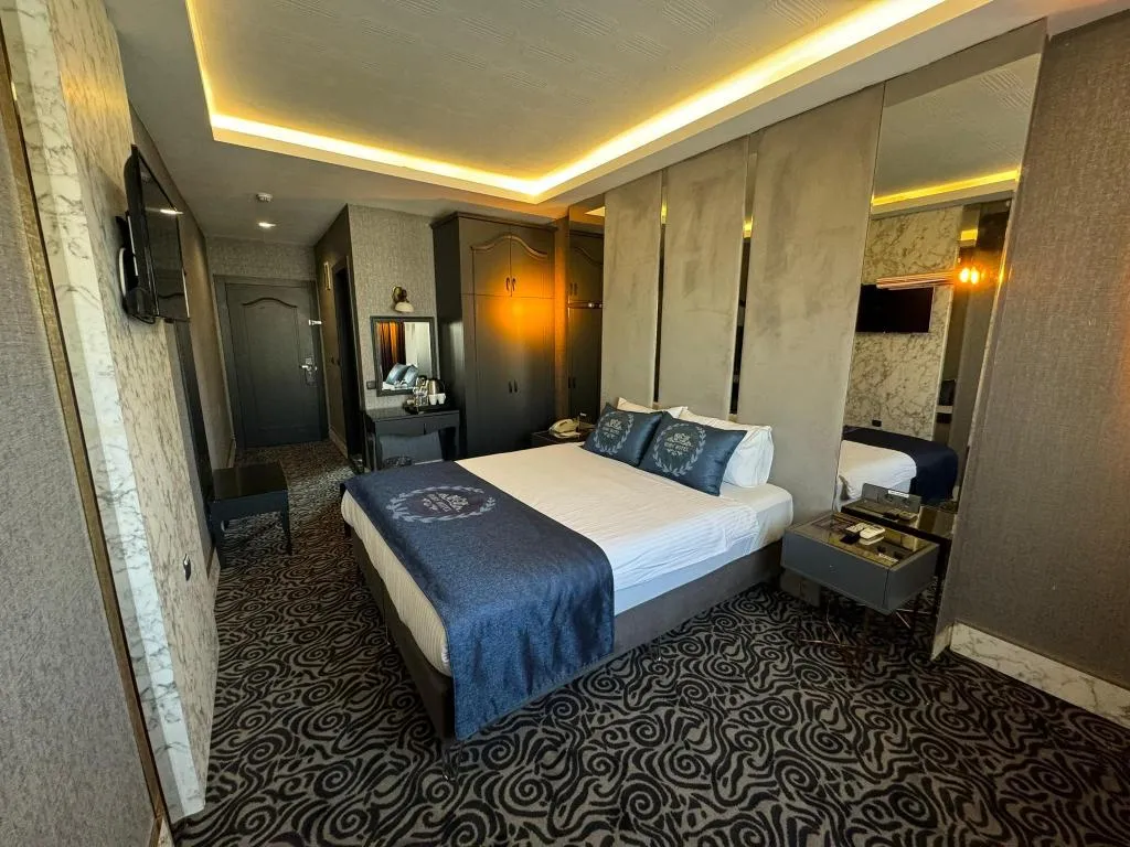 Standart Çift Kişilik Büyük Yataklı Oda