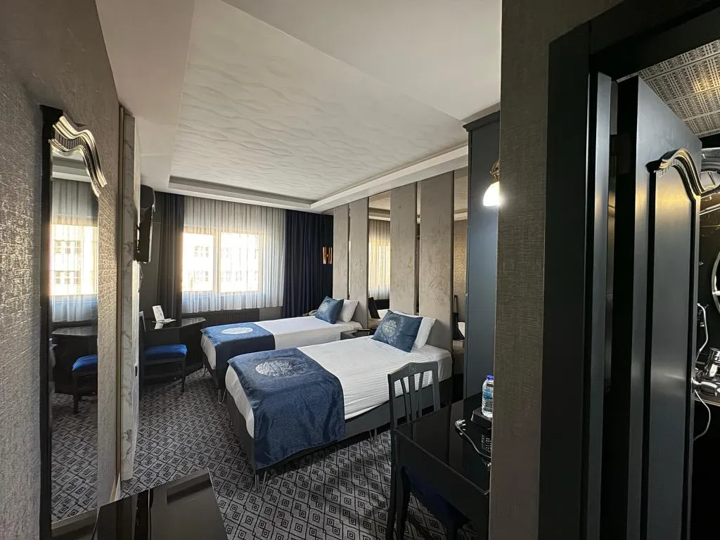 Standart Çift Kişilik İki Ayrı Yataklı Oda