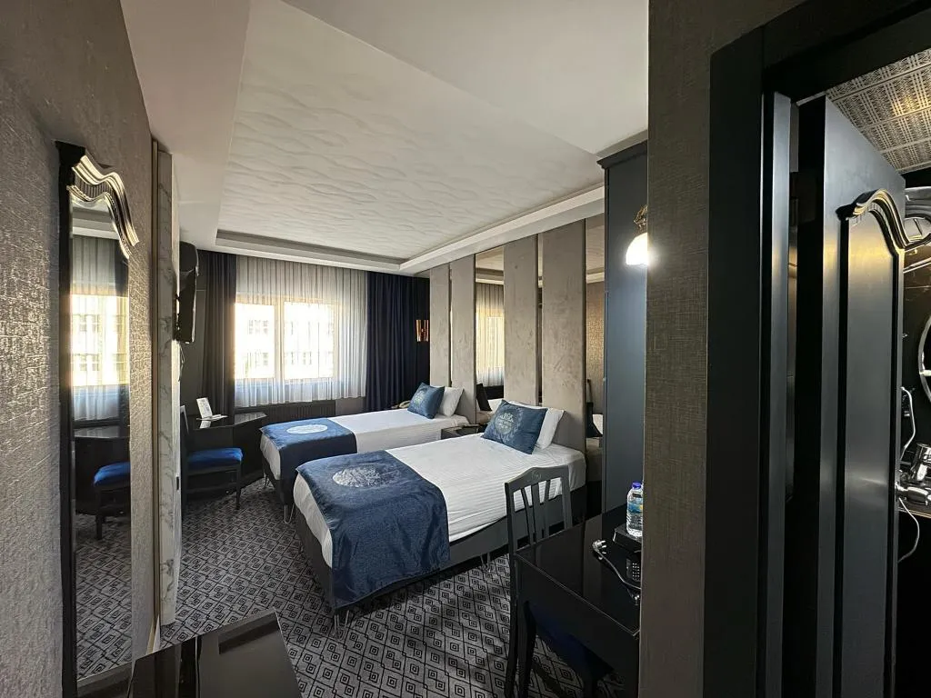 Standart Çift Kişilik İki Ayrı Yataklı Oda