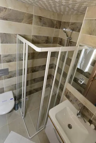 ÇİFT KİŞİLİK DOUBLE YATAKLI ODA