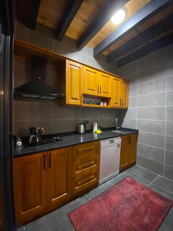 Bungalow,Göl Manzaralı,Isıtmalı Özel Havuzlu