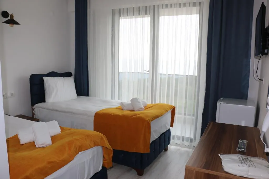 Standart Oda,Deniz Manzaralı,Balkonlu