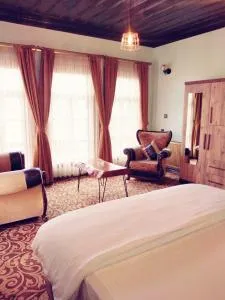 KayıBeyi Hotel Restaurant