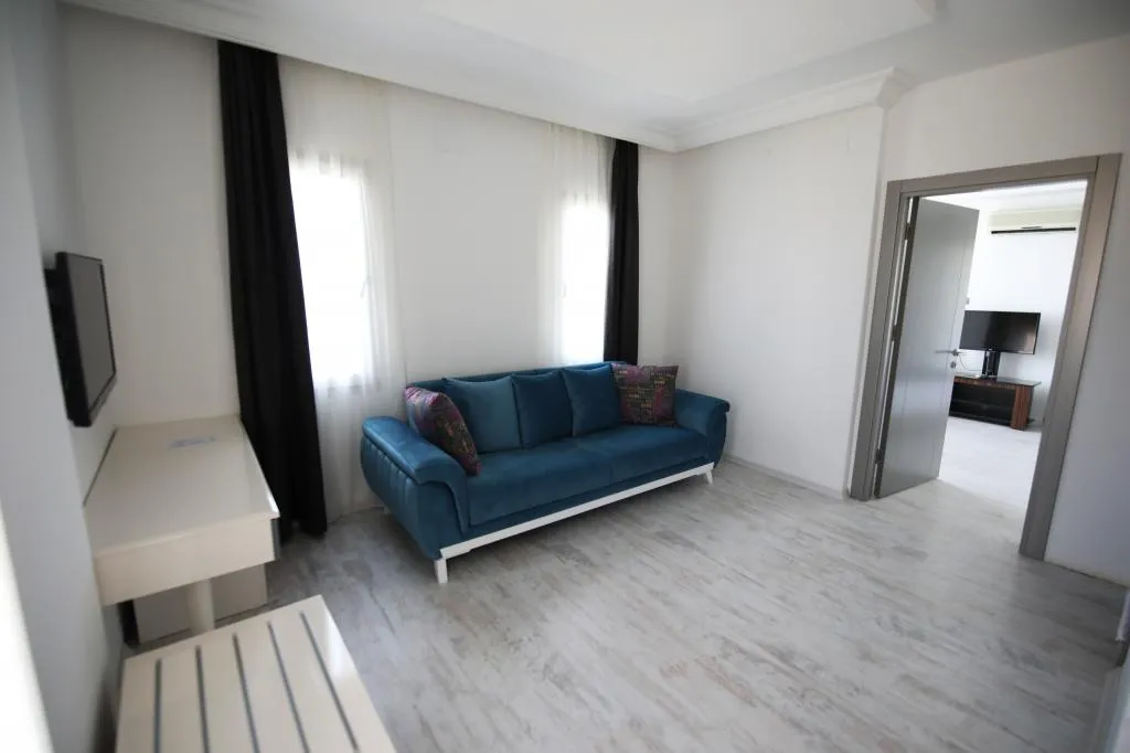 Corner Suite