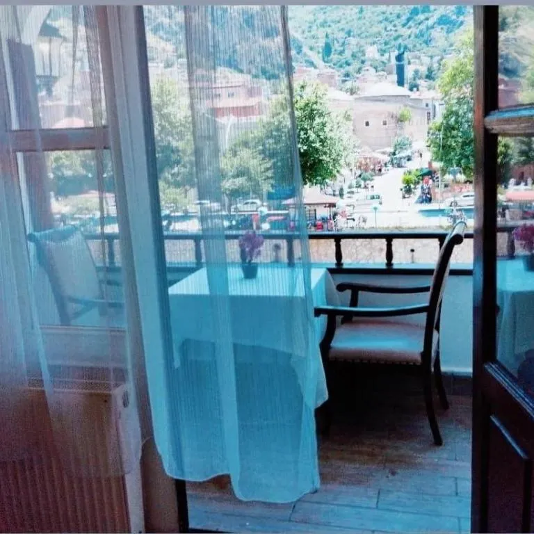 Comfort Aile Odası,Nehir Manzaralı,Balkonlu