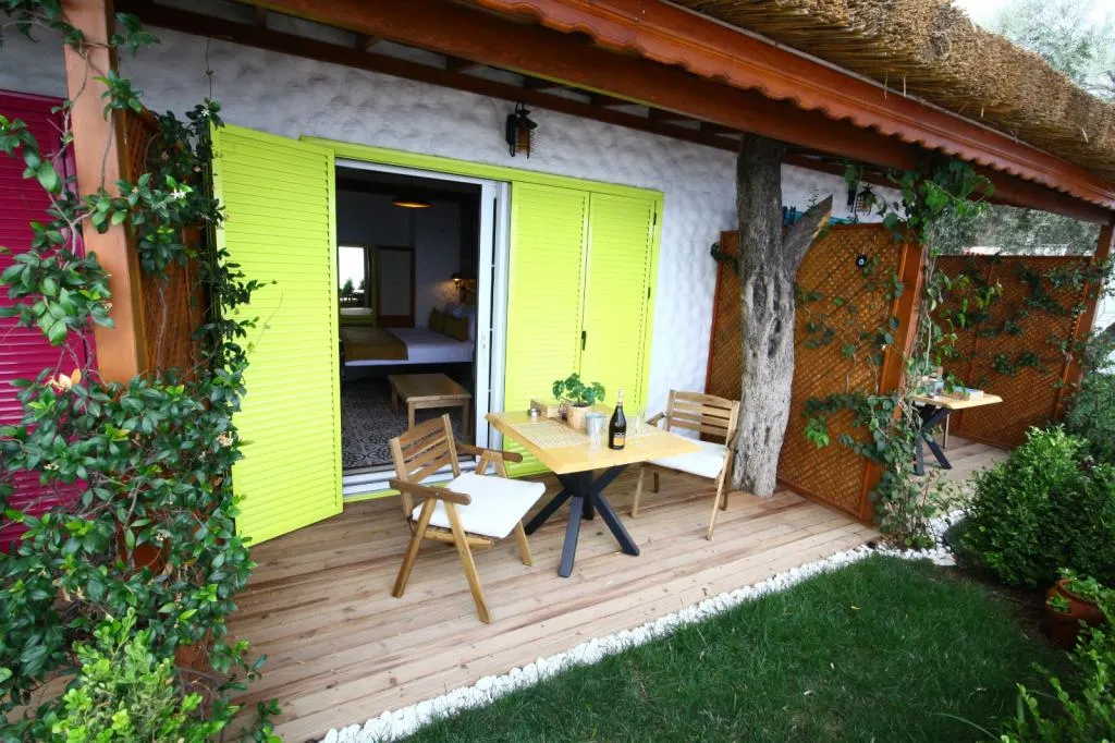 Deluxe Oda,Deniz ve Bahçe Manzaralı