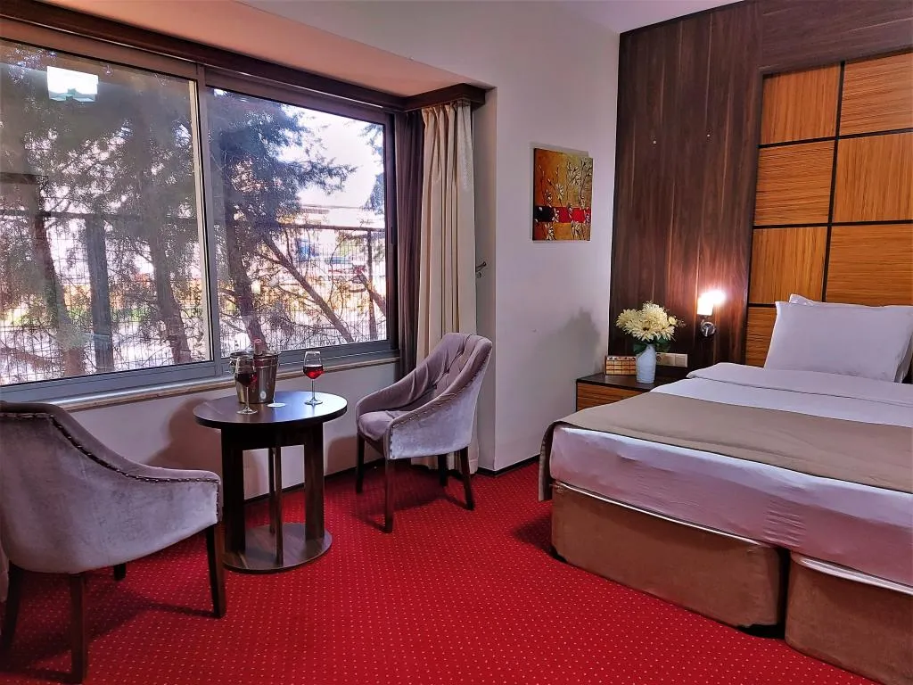 Standart Oda,Bahçe Manzaralı