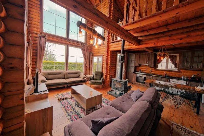 Bungalow,Göl Manzaralı,Isıtmalı Özel Havuzlu