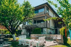 Taş Ev,Göl Manzaralı,Jakuzili