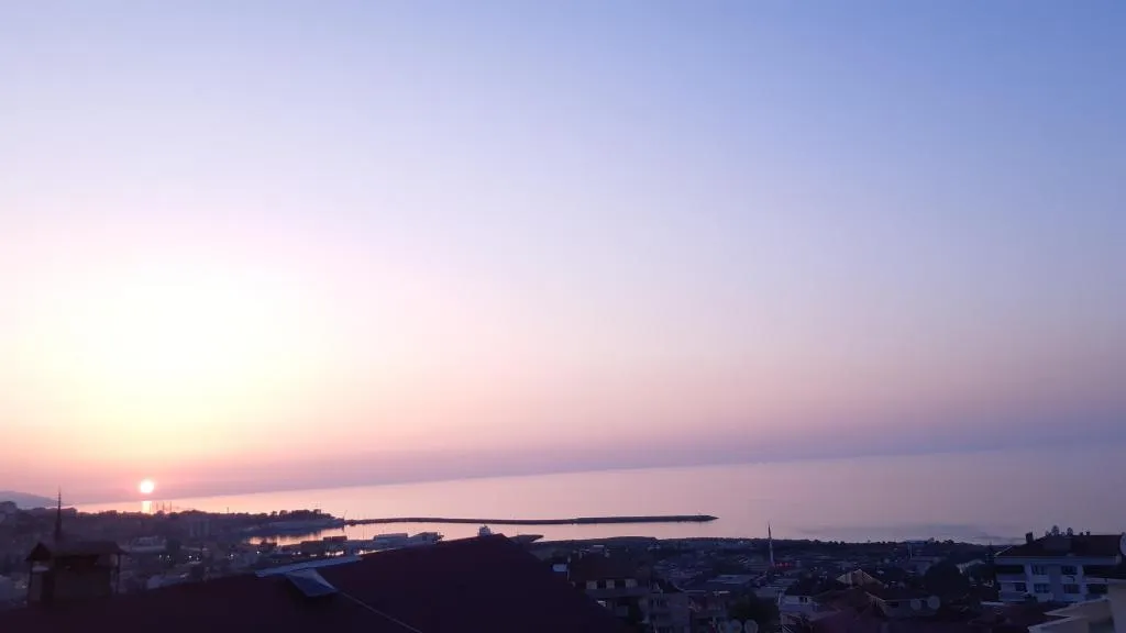 Kral Dairesi,Deniz ve Dağ Manzaralı,Teraslı