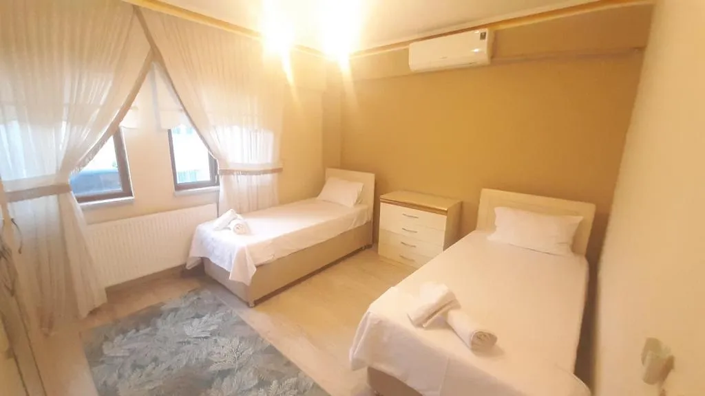 Suite,Bahçe Manzaralı,Giriş Katı